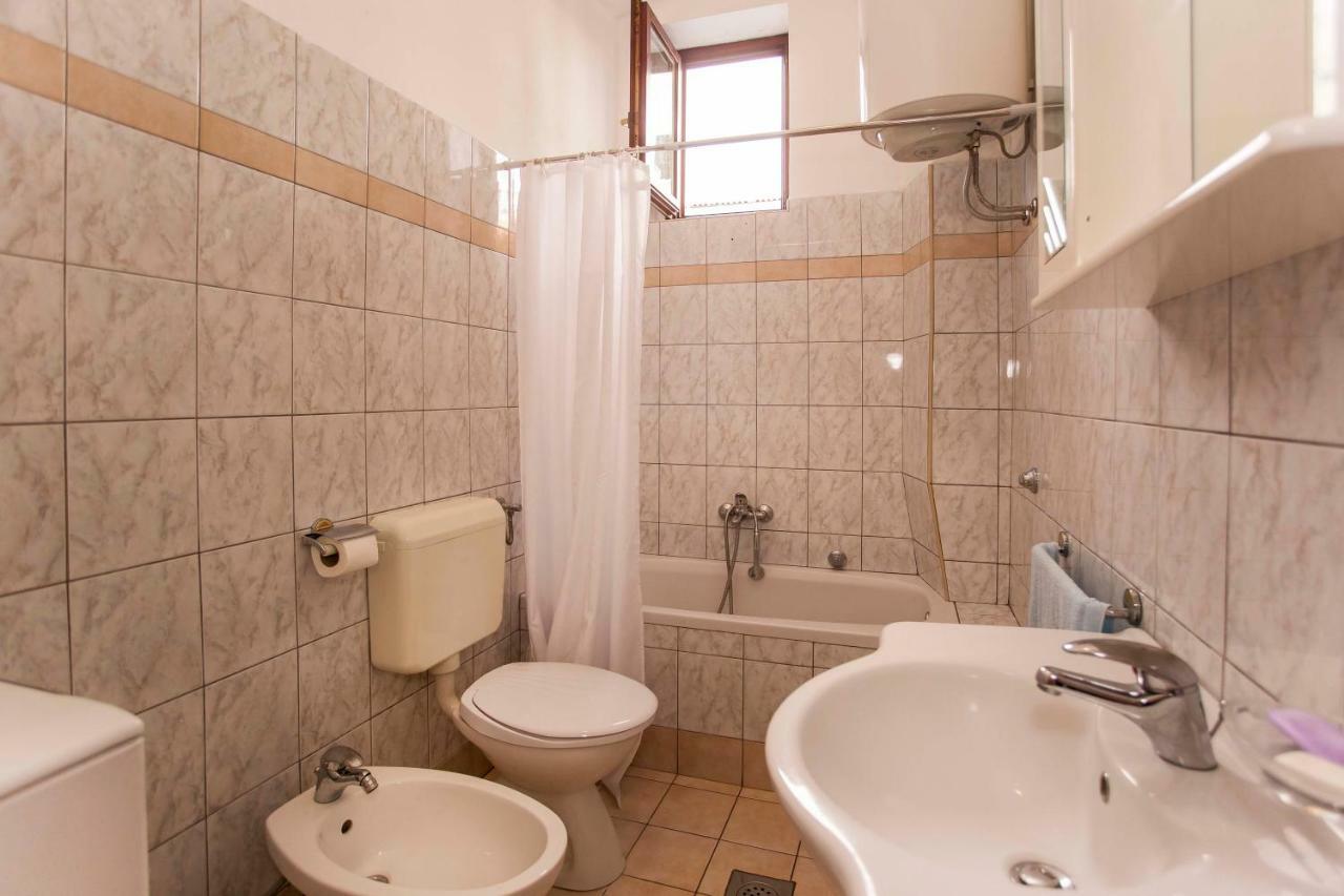 Emanuel Apartman Pula Exteriör bild